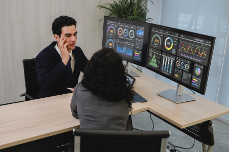 Sales Teams Managing Long Deal Cycles